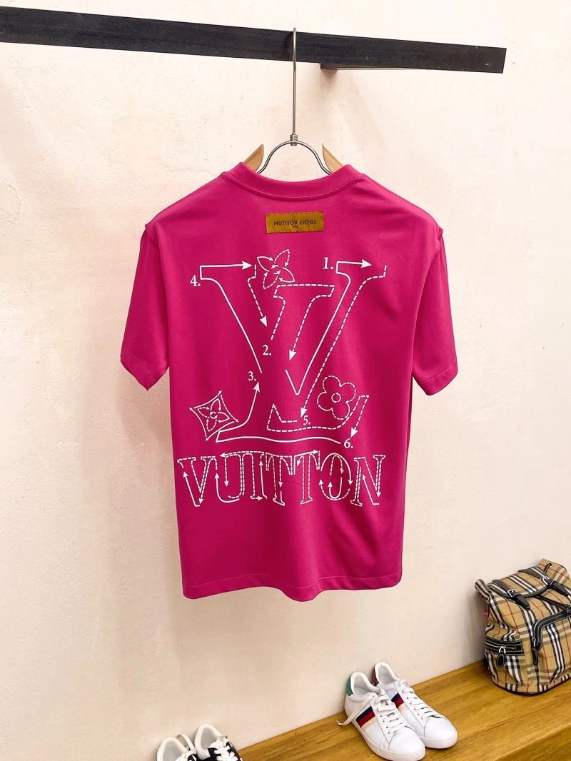 Practical Louis Vuitton T-Shirts 136306