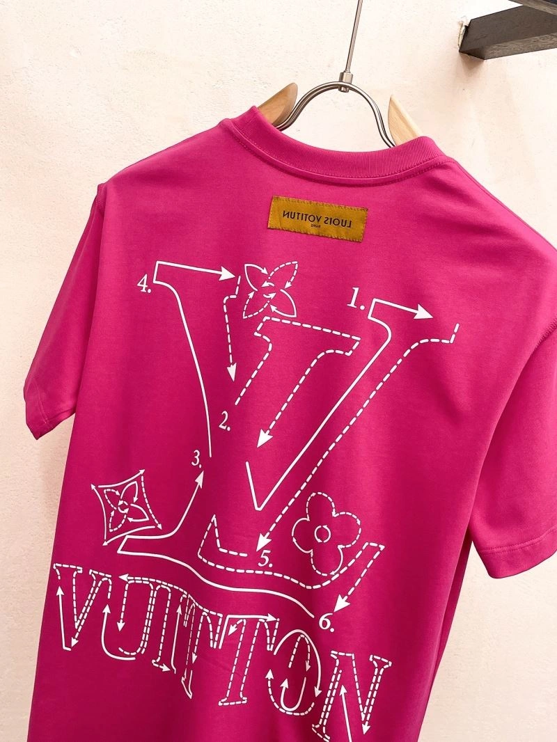 Practical Louis Vuitton T-Shirts 136306