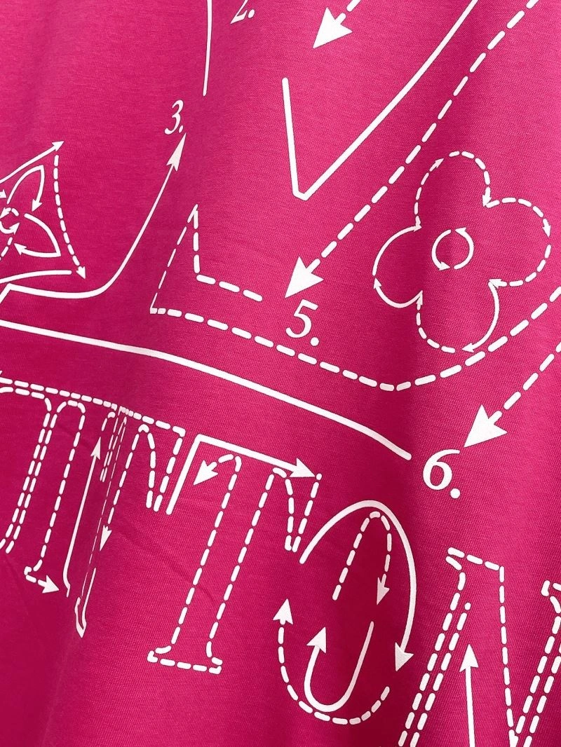 Practical Louis Vuitton T-Shirts 136306