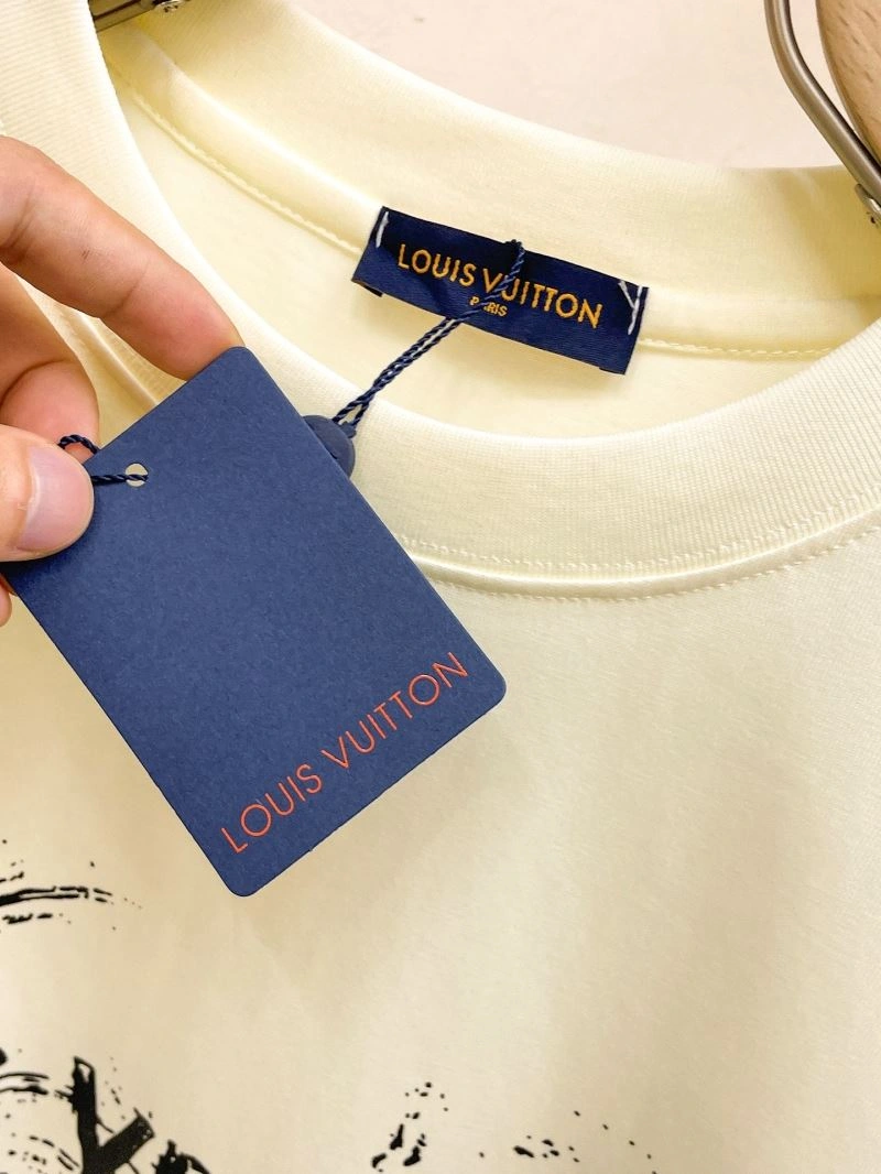 Louis Vuitton T-Shirts Efficient 136307