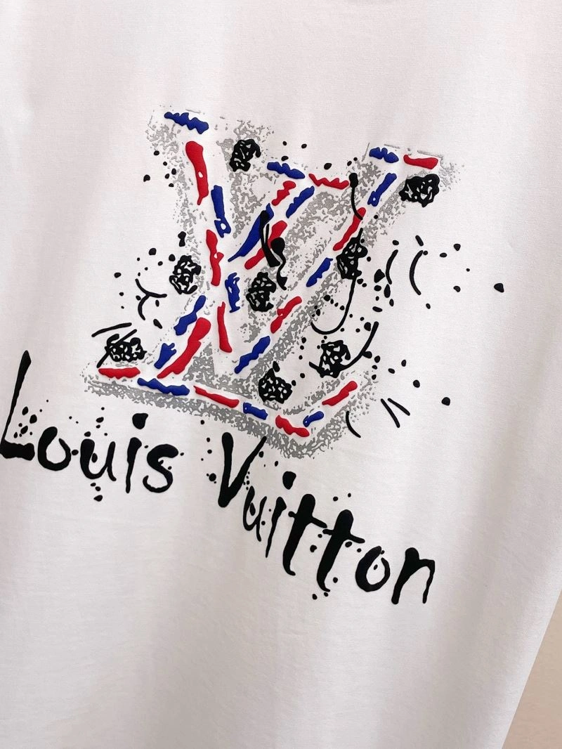 WellDesigned Louis Vuitton T-Shirts 136277