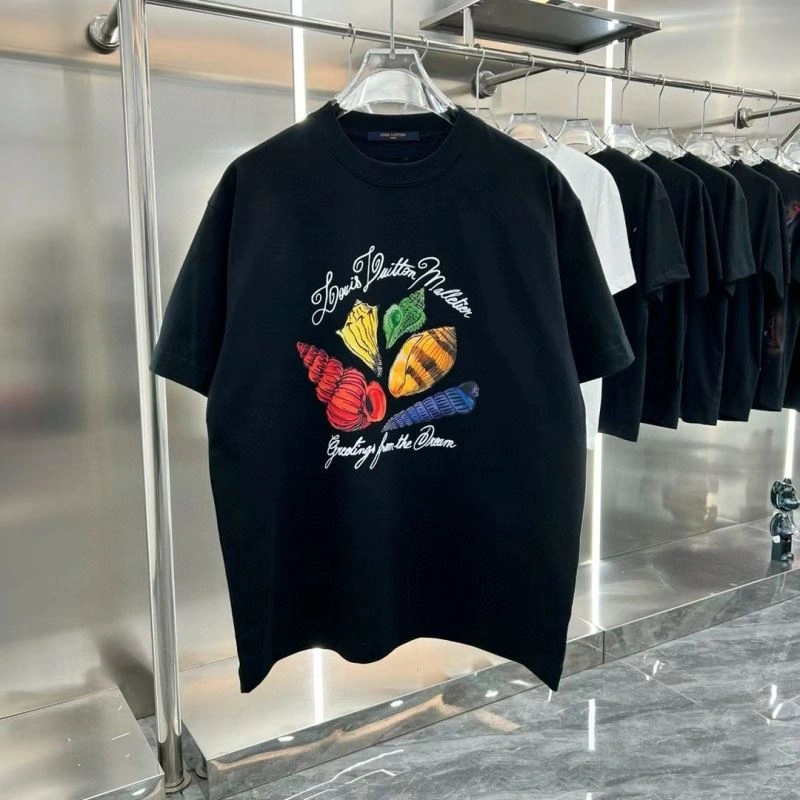Lightweight Louis Vuitton T-Shirts 136275