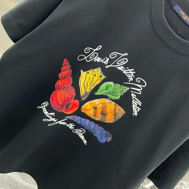 Lightweight Louis Vuitton T-Shirts 136275