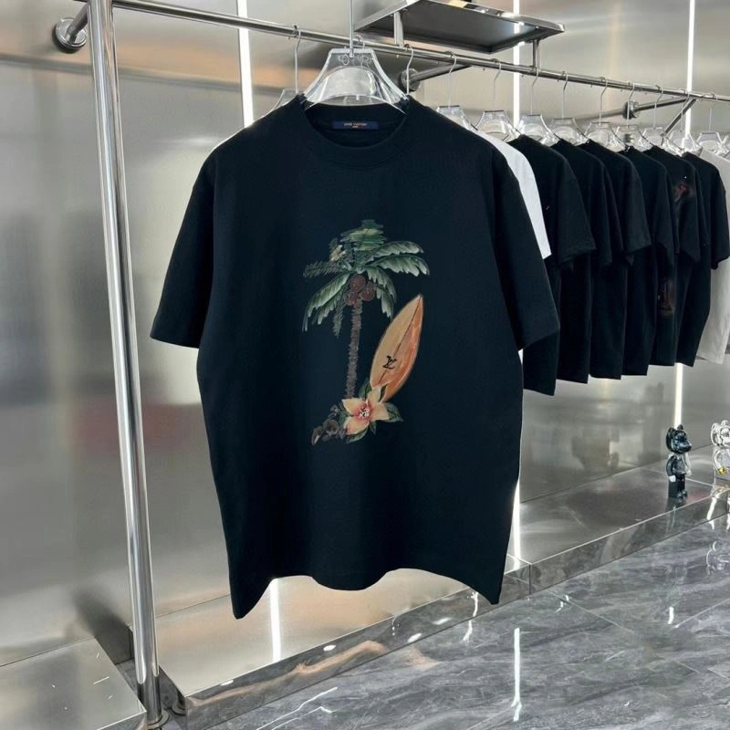 Resilient Louis Vuitton T-Shirts 136261