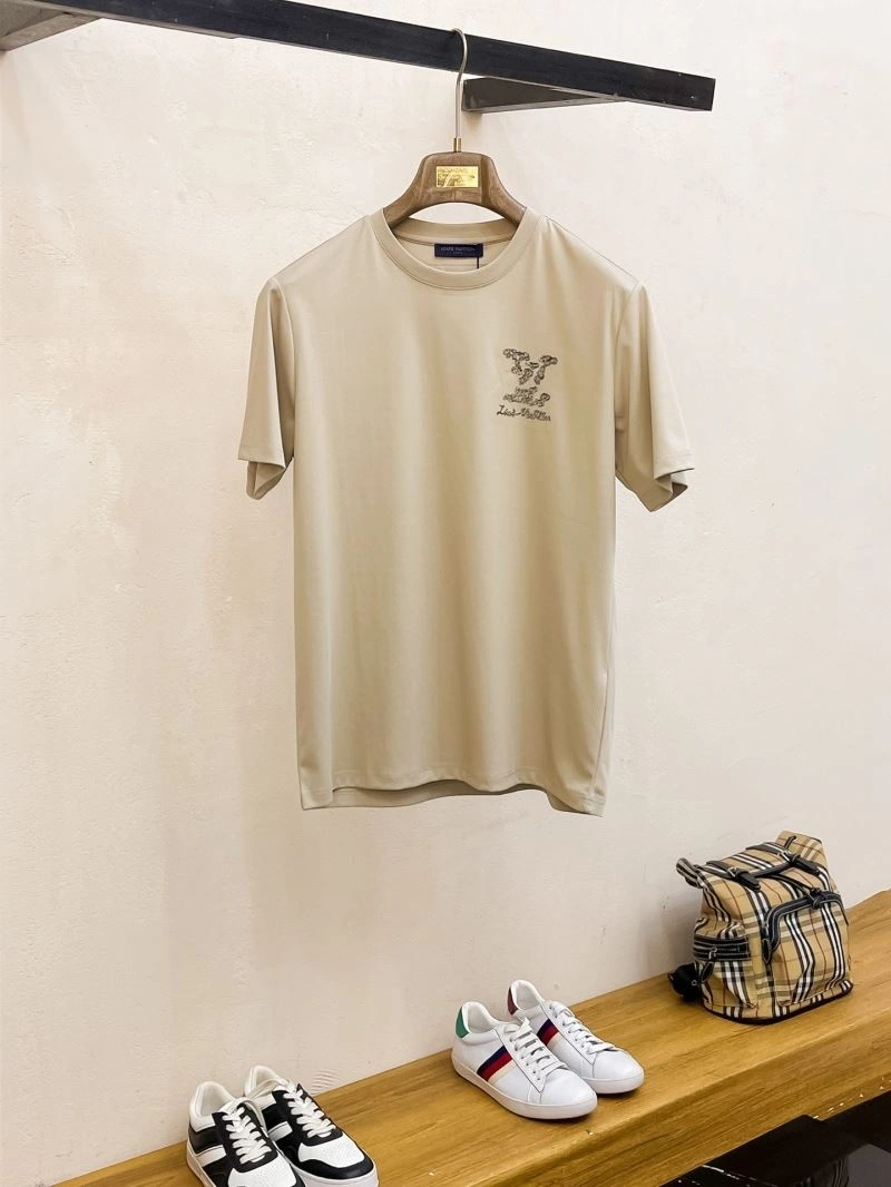 Louis Vuitton T-Shirts Trendy 136276