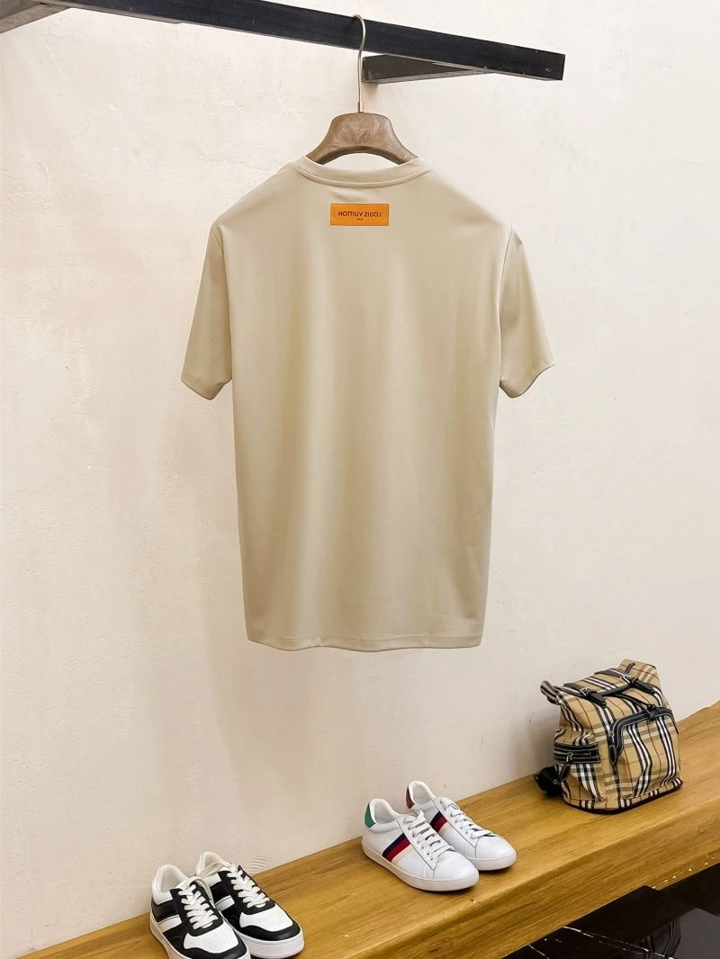 Louis Vuitton T-Shirts Trendy 136276