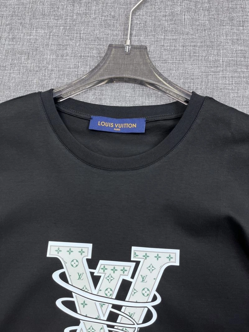 Breathable Louis Vuitton T-Shirts 136278