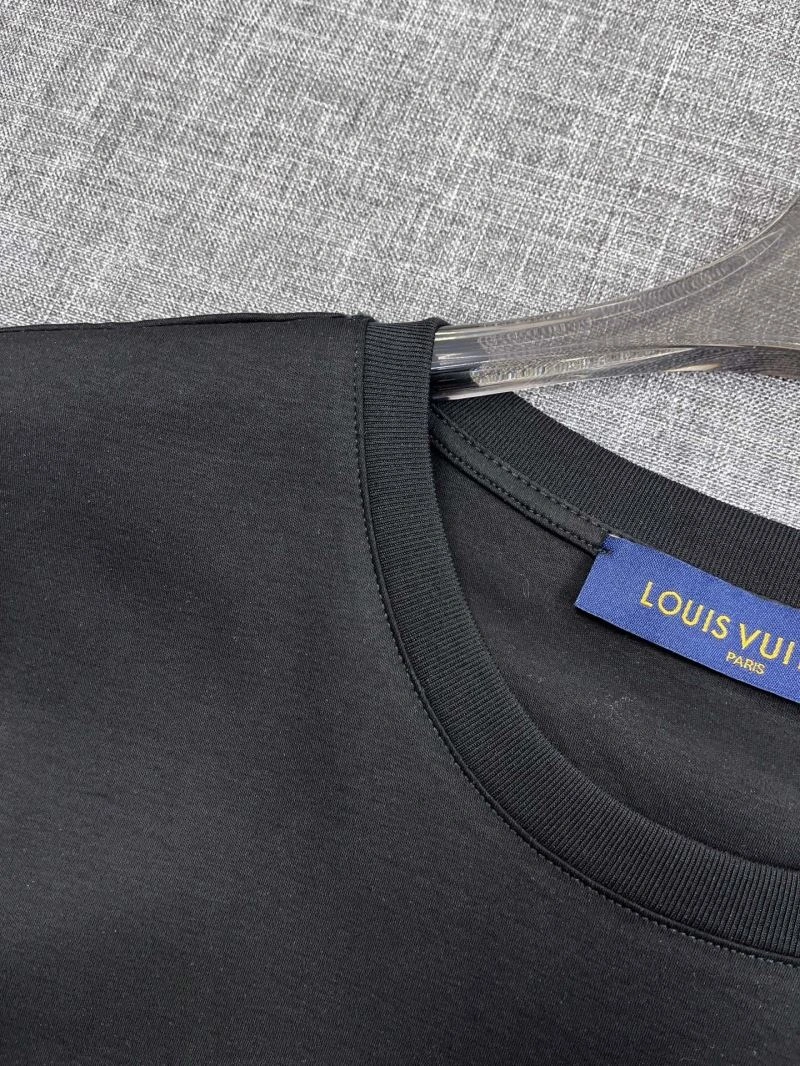 Breathable Louis Vuitton T-Shirts 136278
