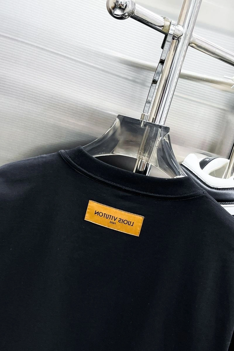 Efficient Louis Vuitton T-Shirts 136273