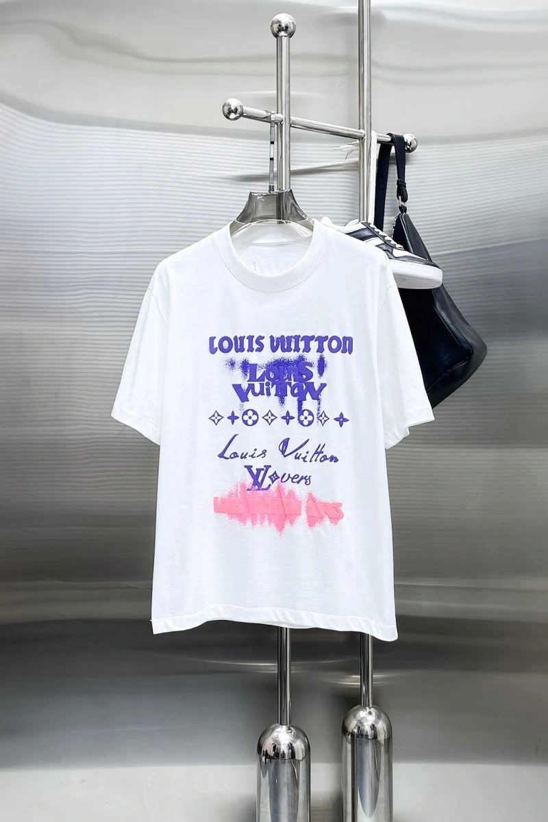 MoistureWicking Louis Vuitton T-Shirts 136262