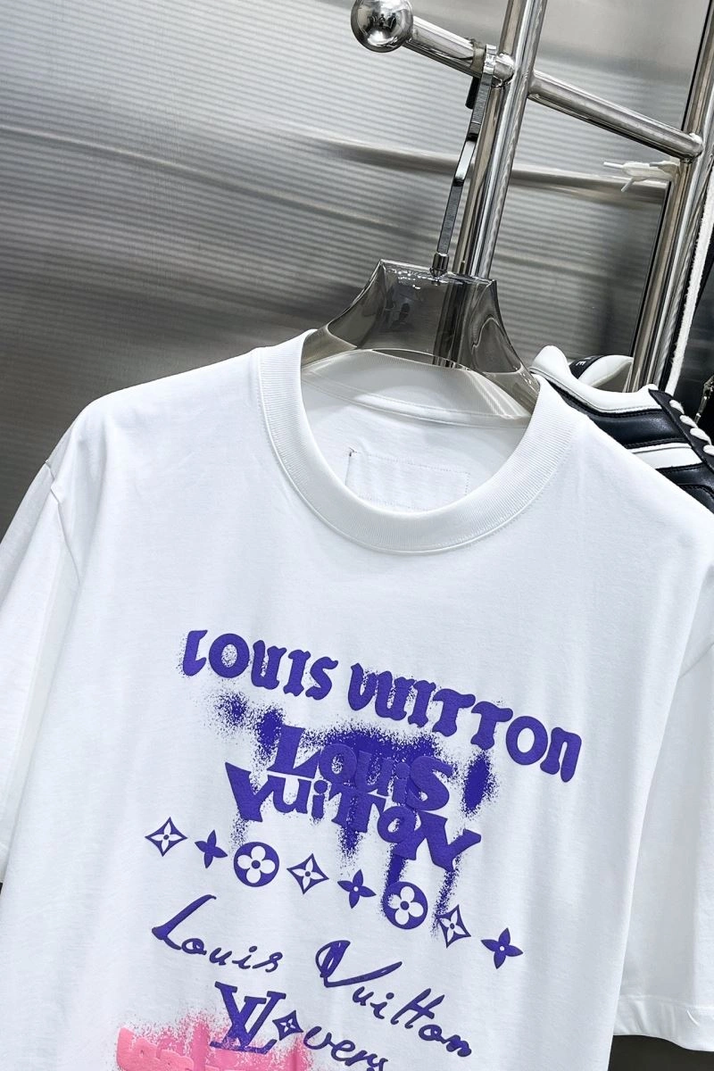 MoistureWicking Louis Vuitton T-Shirts 136262