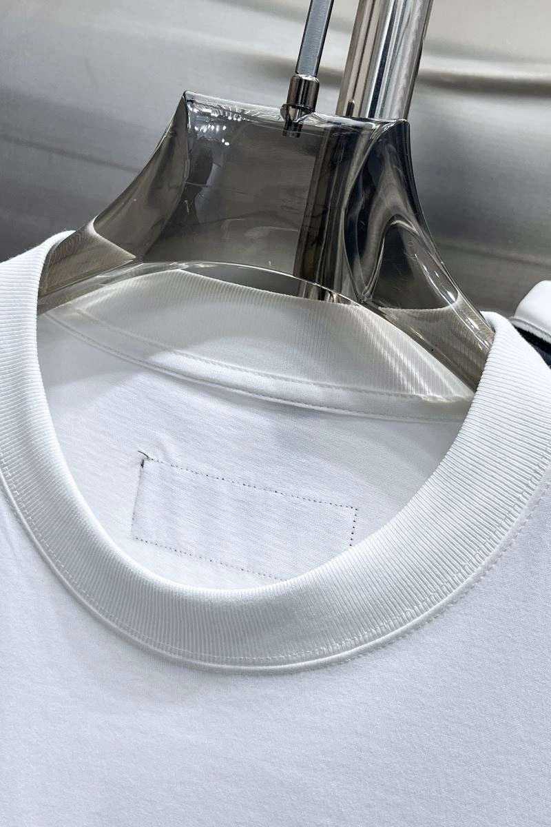 MoistureWicking Louis Vuitton T-Shirts 136262