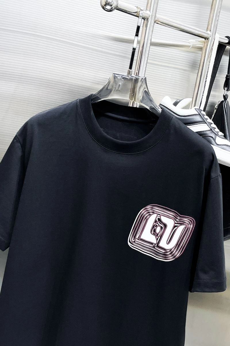Louis Vuitton T-Shirts AllSeason 136265