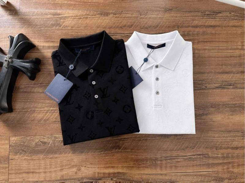 Lightweight Louis Vuitton T-Shirts 136260