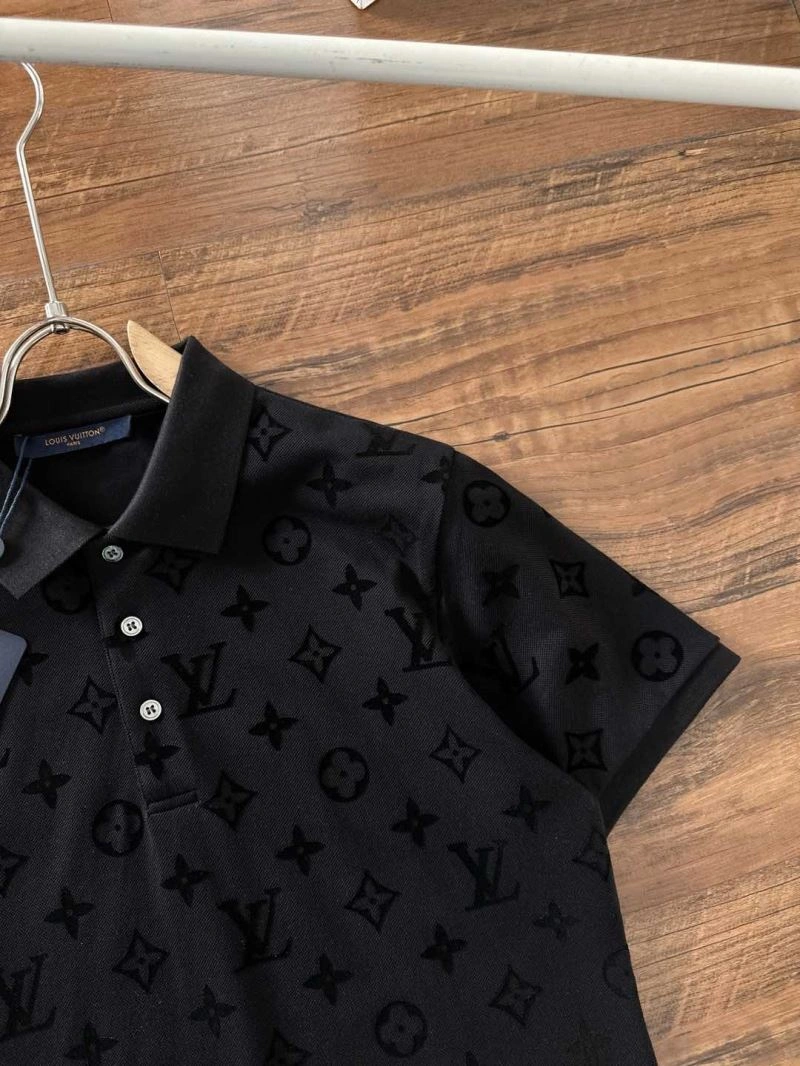Lightweight Louis Vuitton T-Shirts 136260