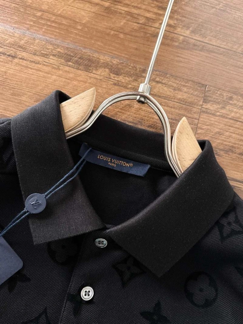 Lightweight Louis Vuitton T-Shirts 136260