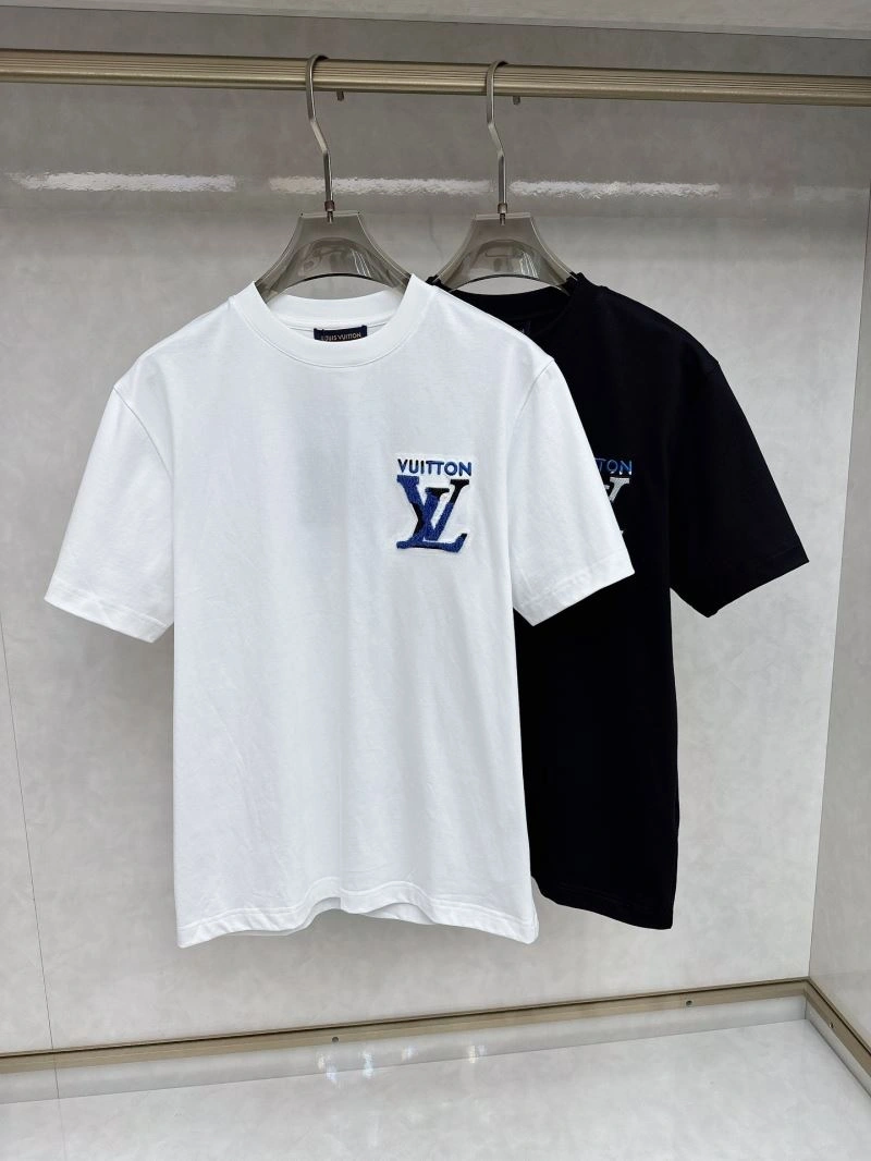 Breathable Louis Vuitton T-Shirts 136256