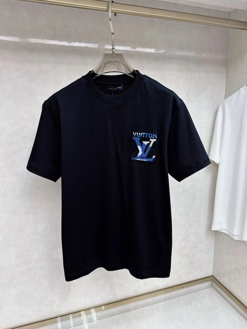 Breathable Louis Vuitton T-Shirts 136256