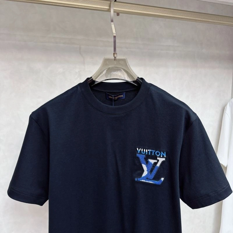 Breathable Louis Vuitton T-Shirts 136256