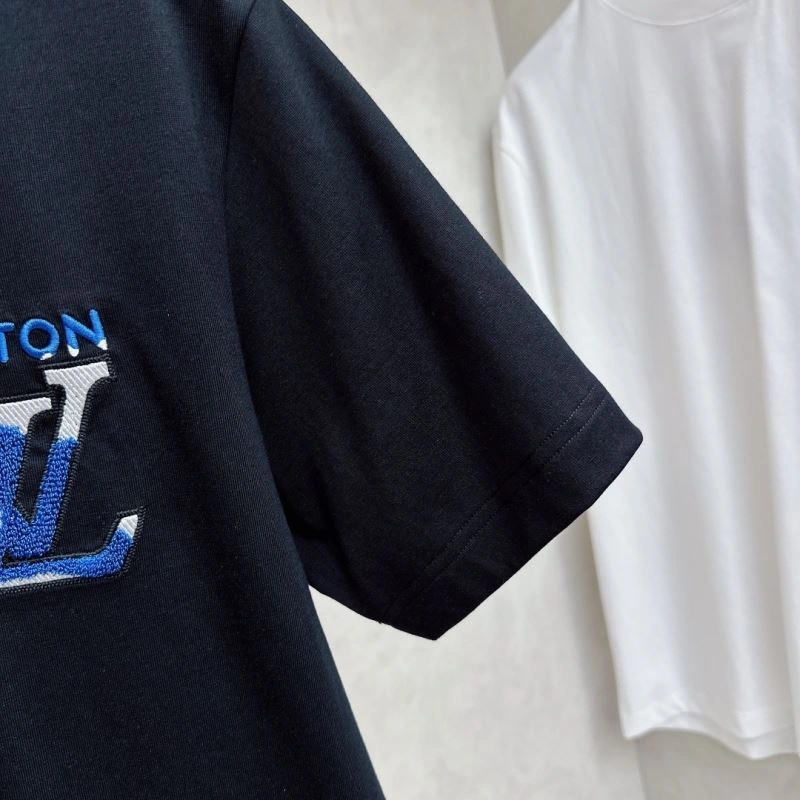 Breathable Louis Vuitton T-Shirts 136256