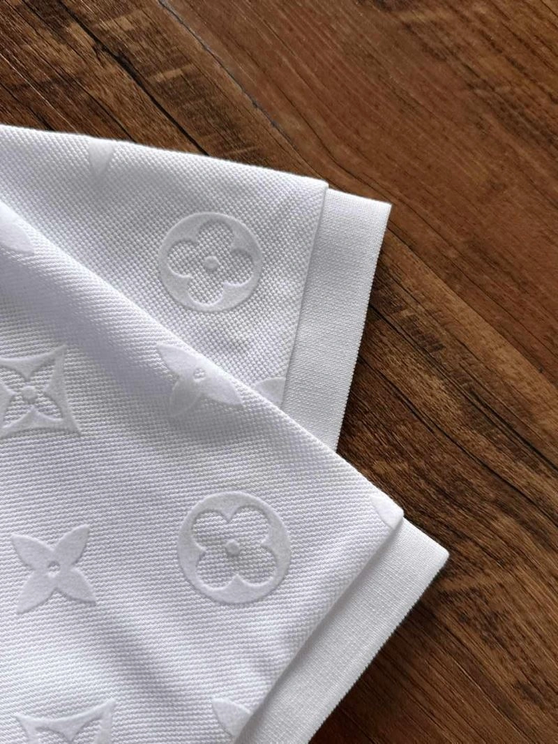 Louis Vuitton T-Shirts ZipUp 136251