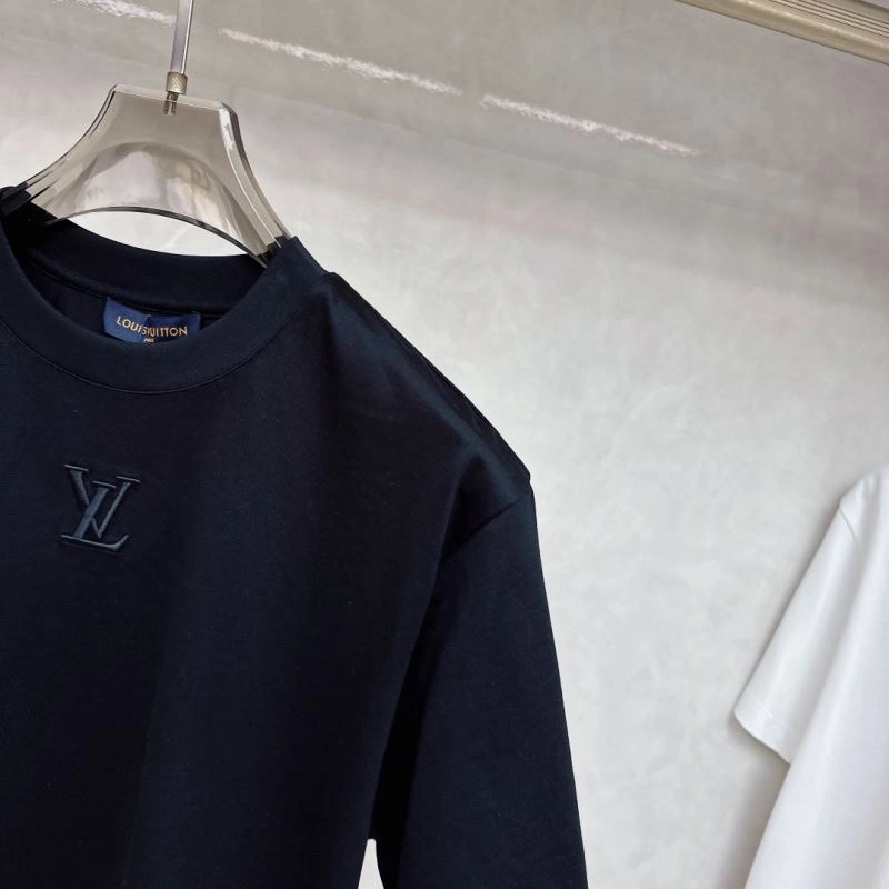 Louis Vuitton T-Shirts WeatherProof 136248