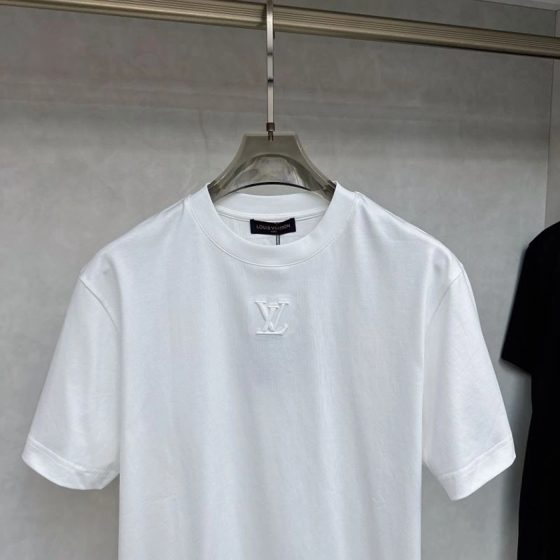 DailyWear Louis Vuitton T-Shirts 136254