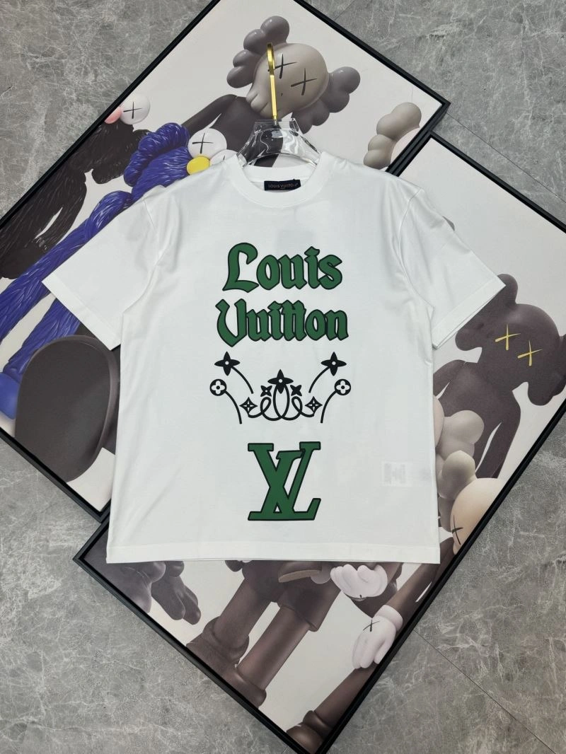 Elegant Louis Vuitton T-Shirts 136250