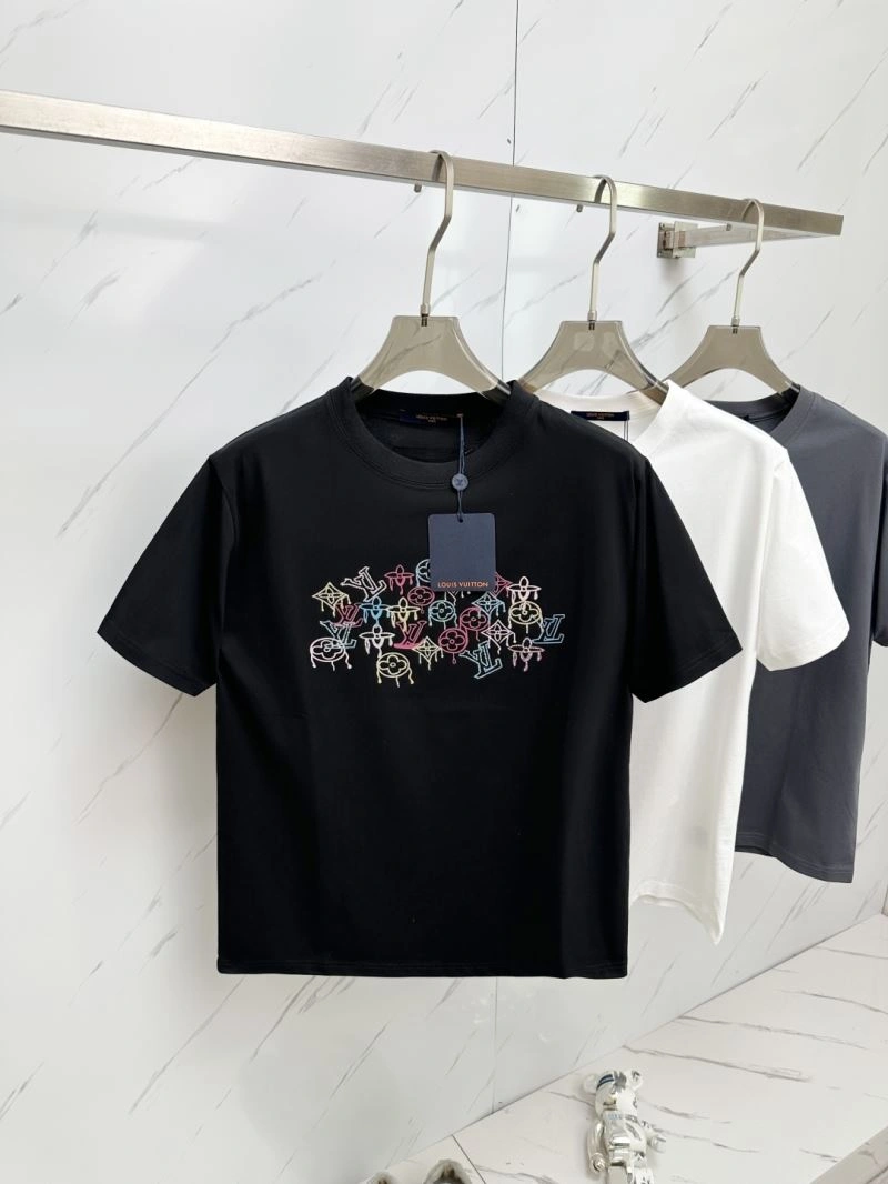 Louis Vuitton T-Shirts Comfortable 136244
