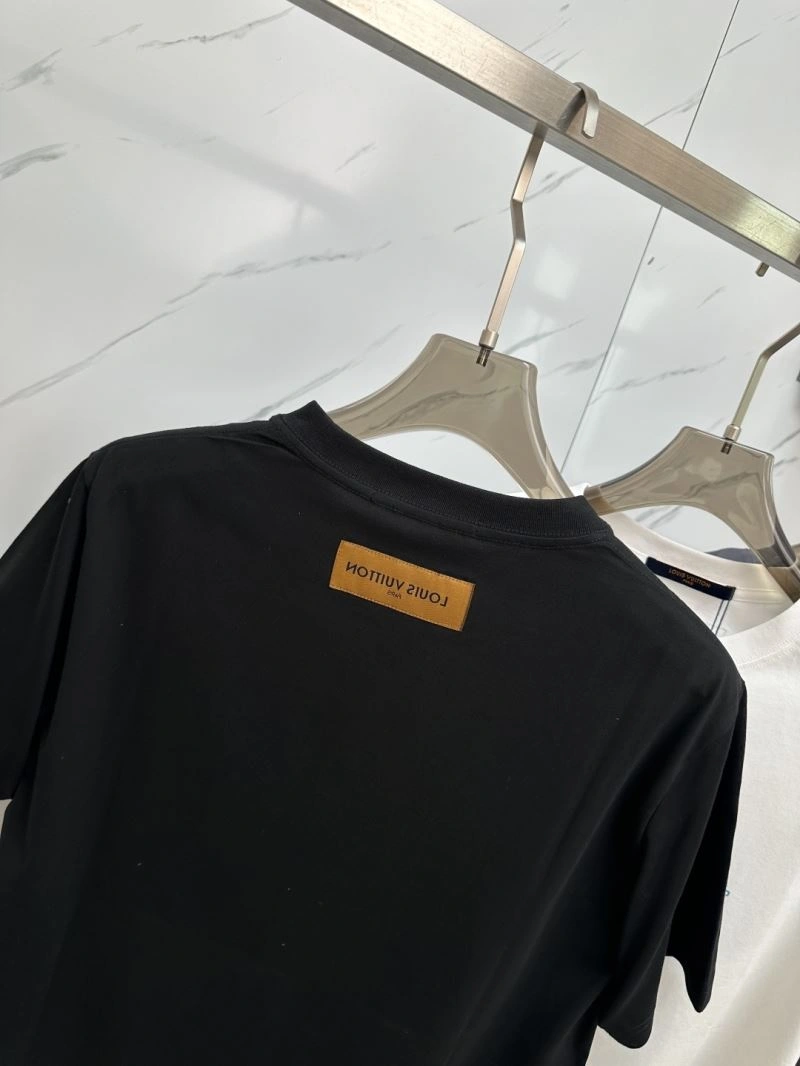 Louis Vuitton T-Shirts Comfortable 136244