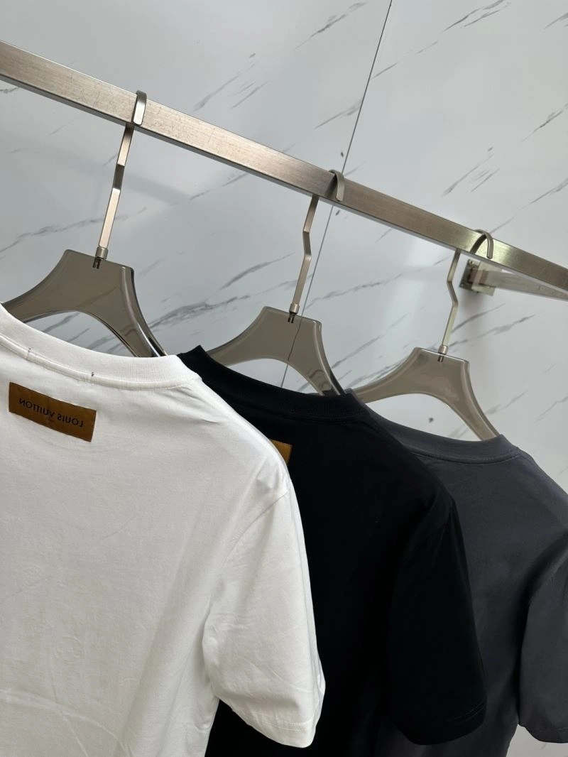 Thermal Louis Vuitton T-Shirts 136243