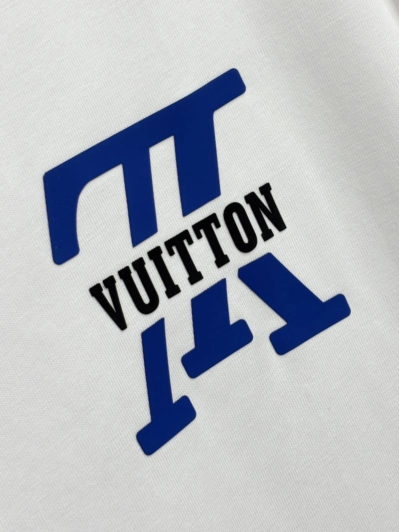 Vibrant Louis Vuitton T-Shirts 136245