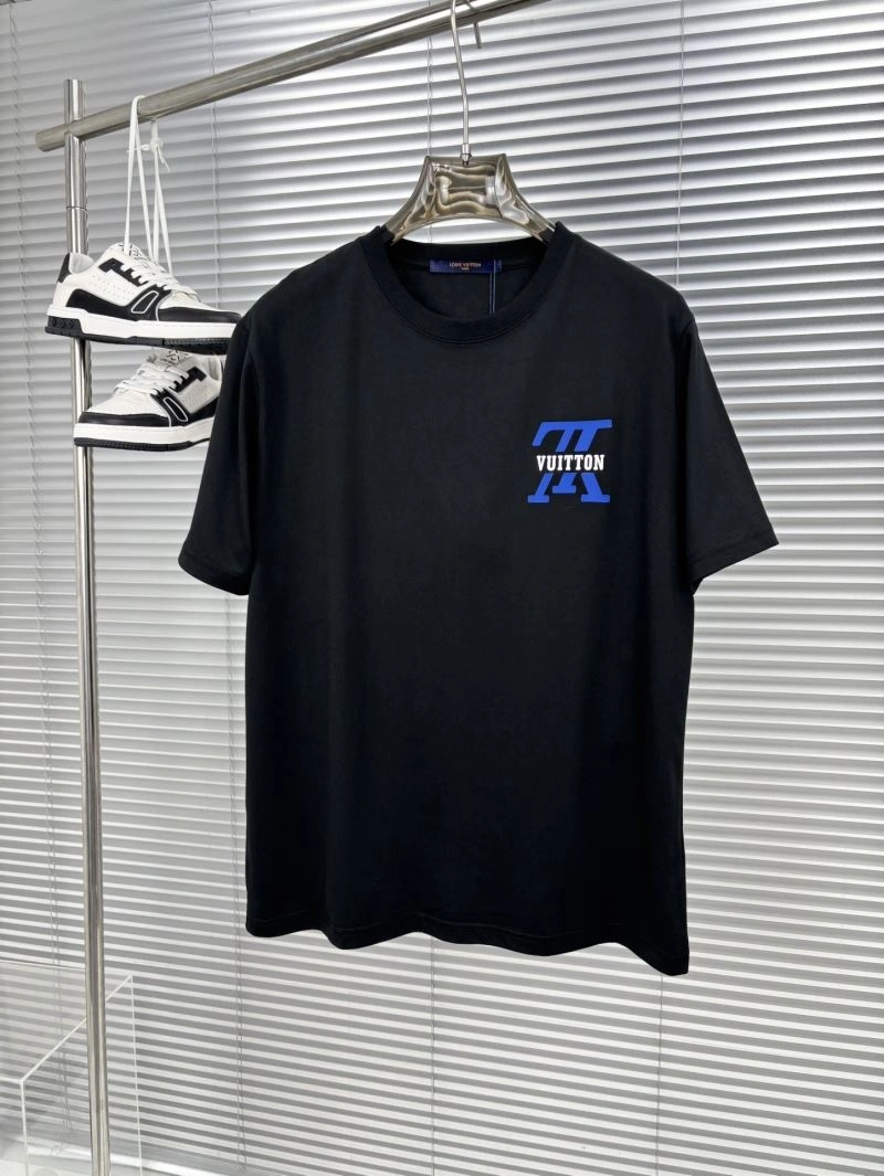 Refined Louis Vuitton T-Shirts 136241