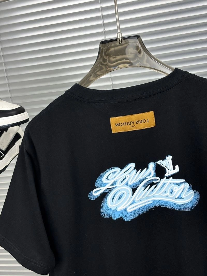 Louis Vuitton T-Shirts Contemporary 136237