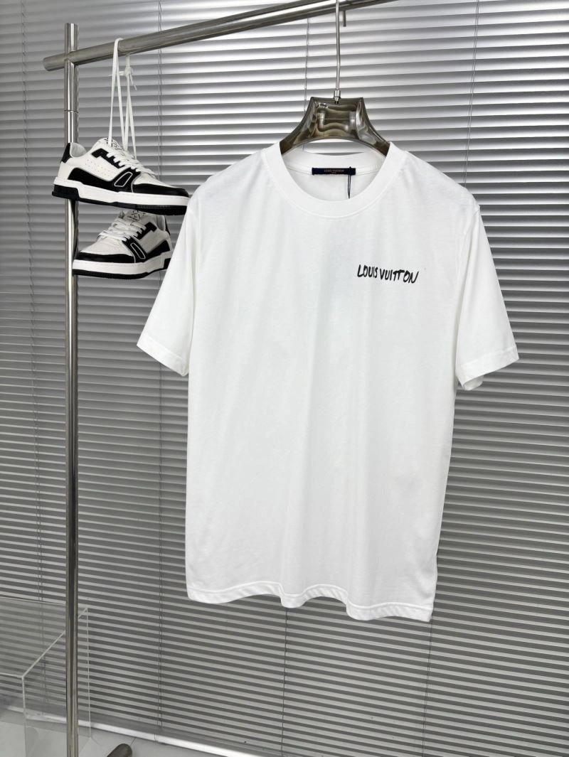 Popular Louis Vuitton T-Shirts 136216