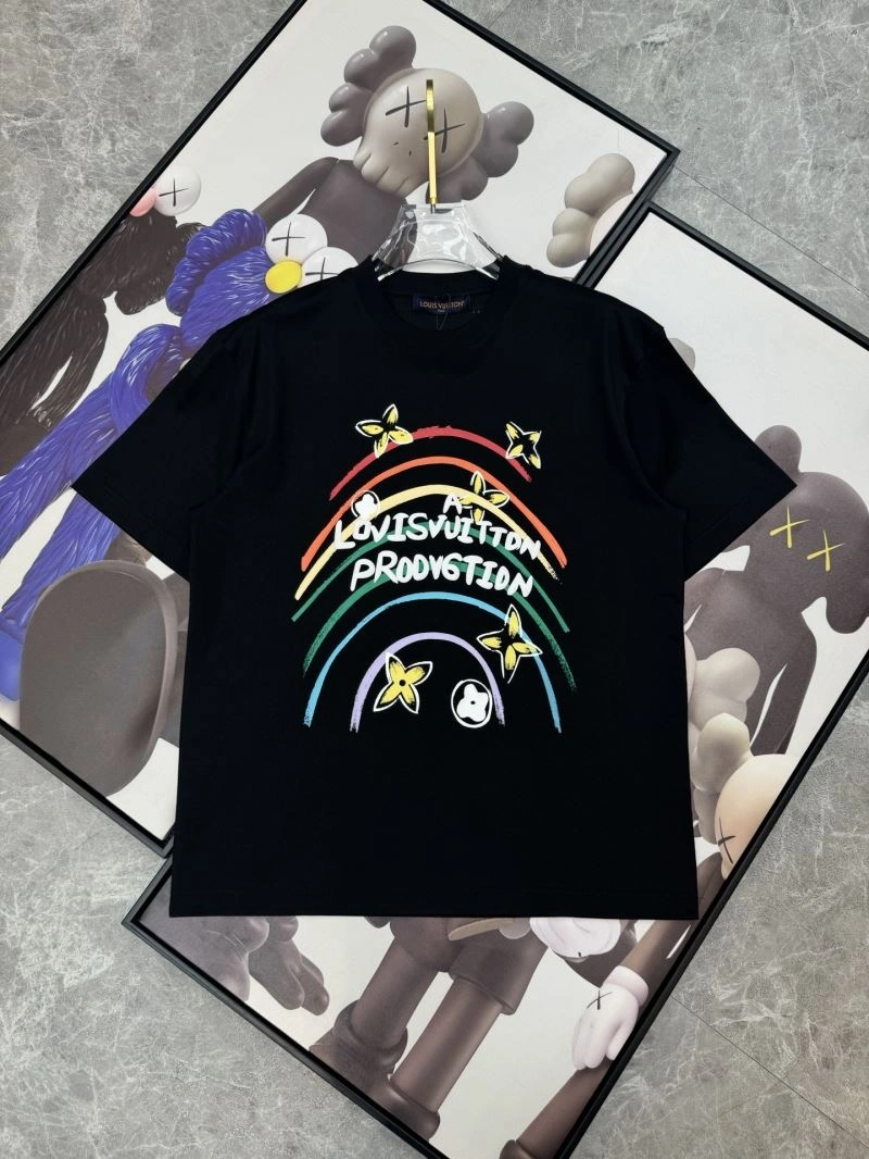 Sleek Louis Vuitton T-Shirts 136234