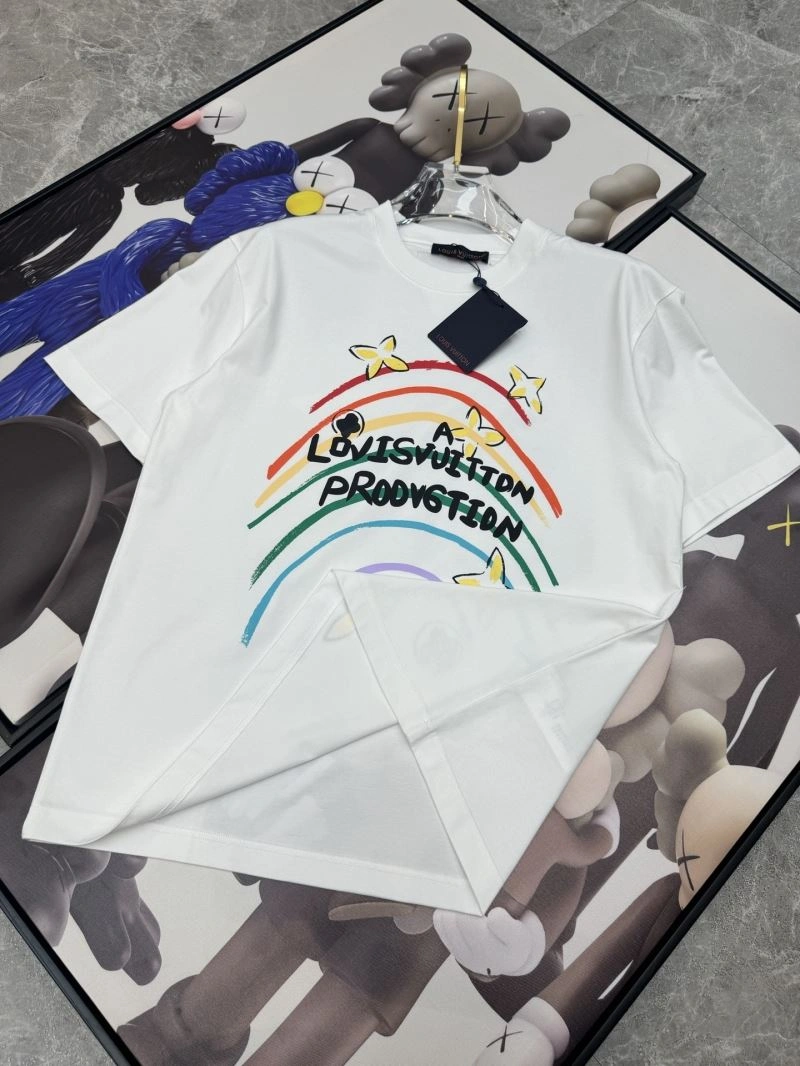Louis Vuitton T-Shirts Breathable 136238