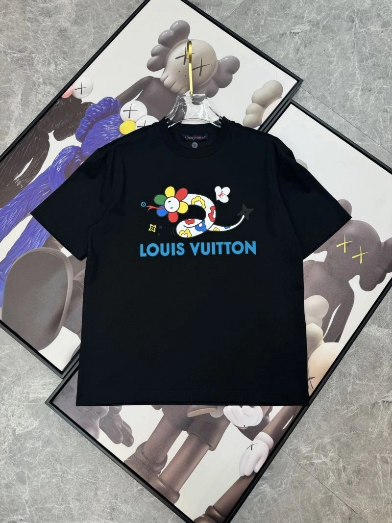 FashionForward Louis Vuitton T-Shirts 136226