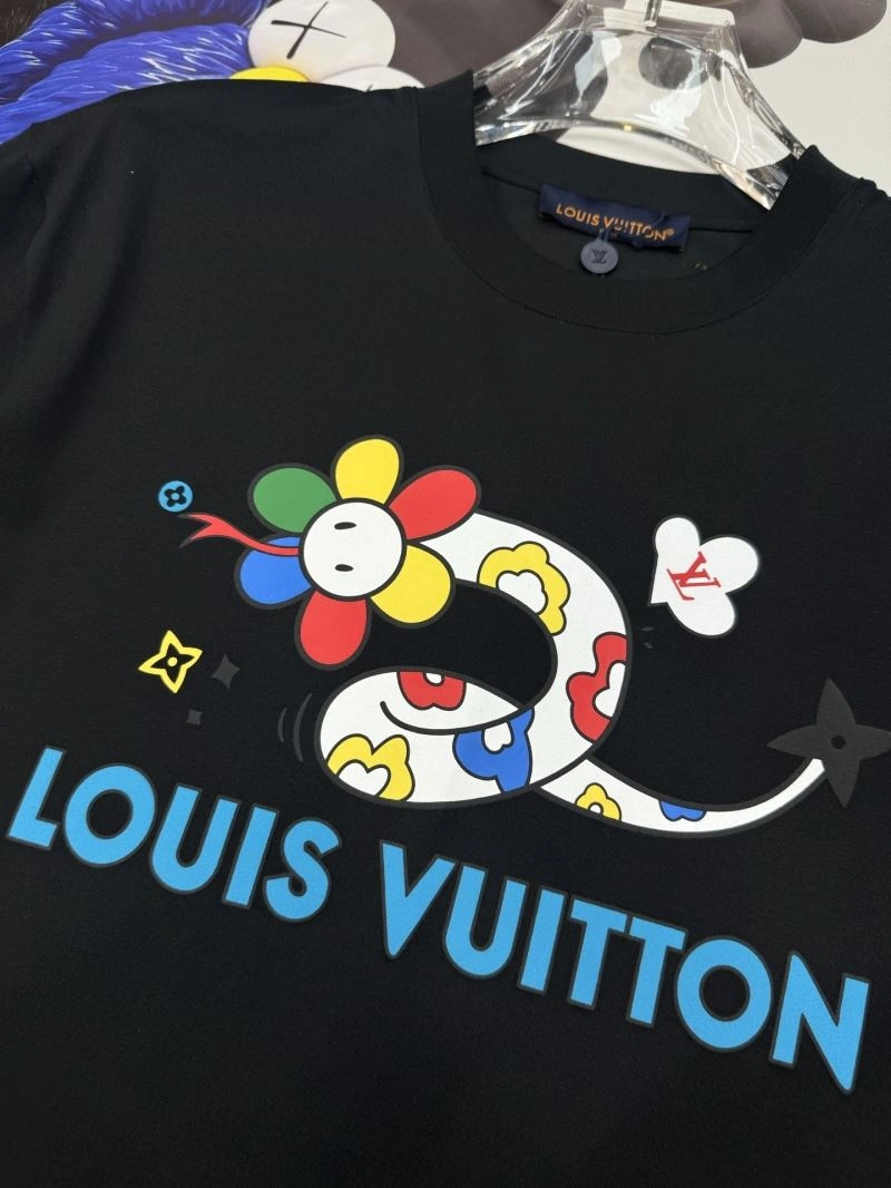 FashionForward Louis Vuitton T-Shirts 136226