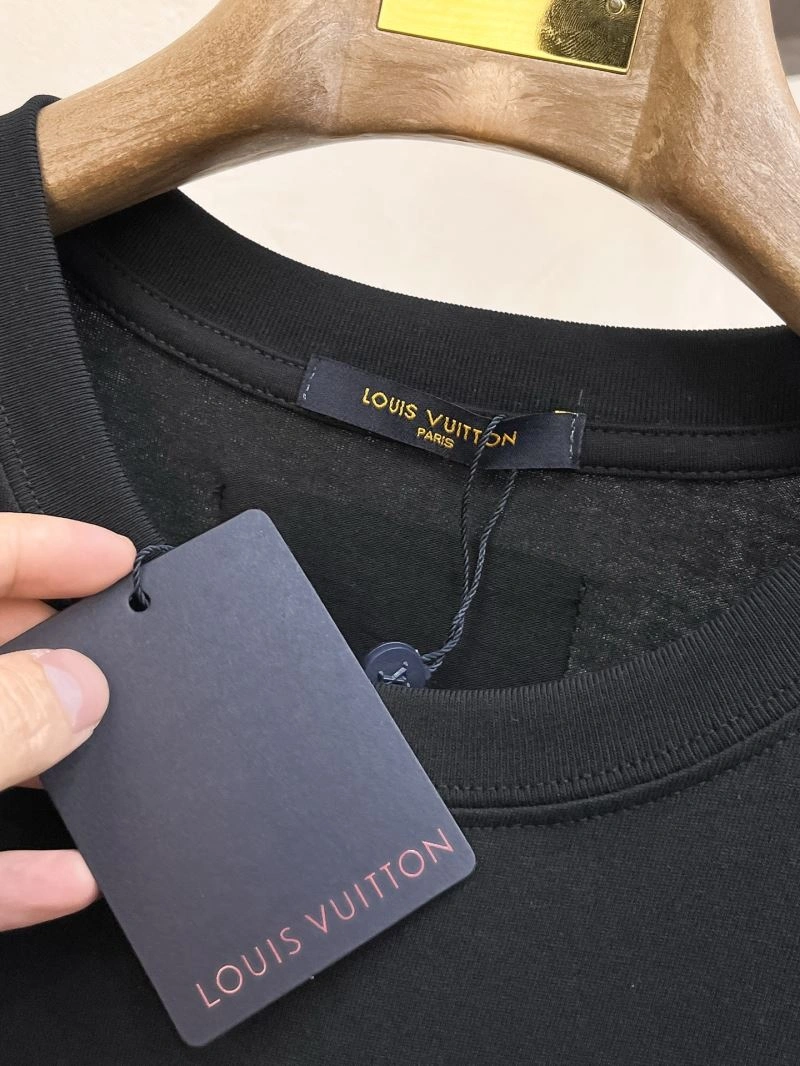 Packable Louis Vuitton T-Shirts 136214