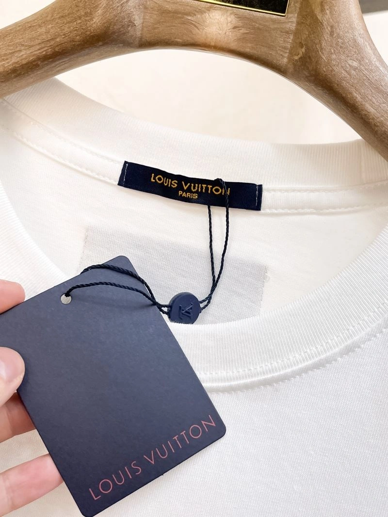Durable Louis Vuitton T-Shirts 136215