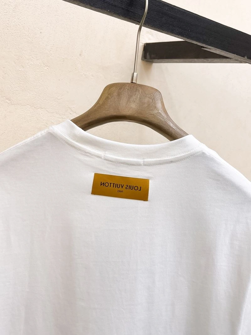 Durable Louis Vuitton T-Shirts 136215