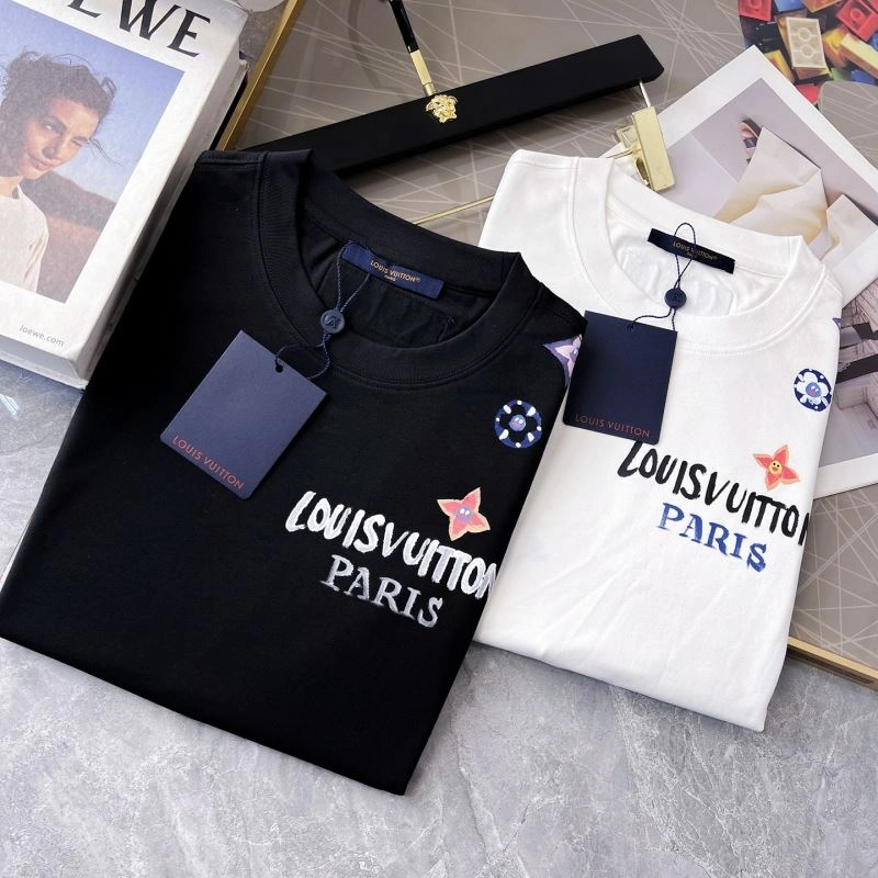 Louis Vuitton T-Shirts Chic 136231