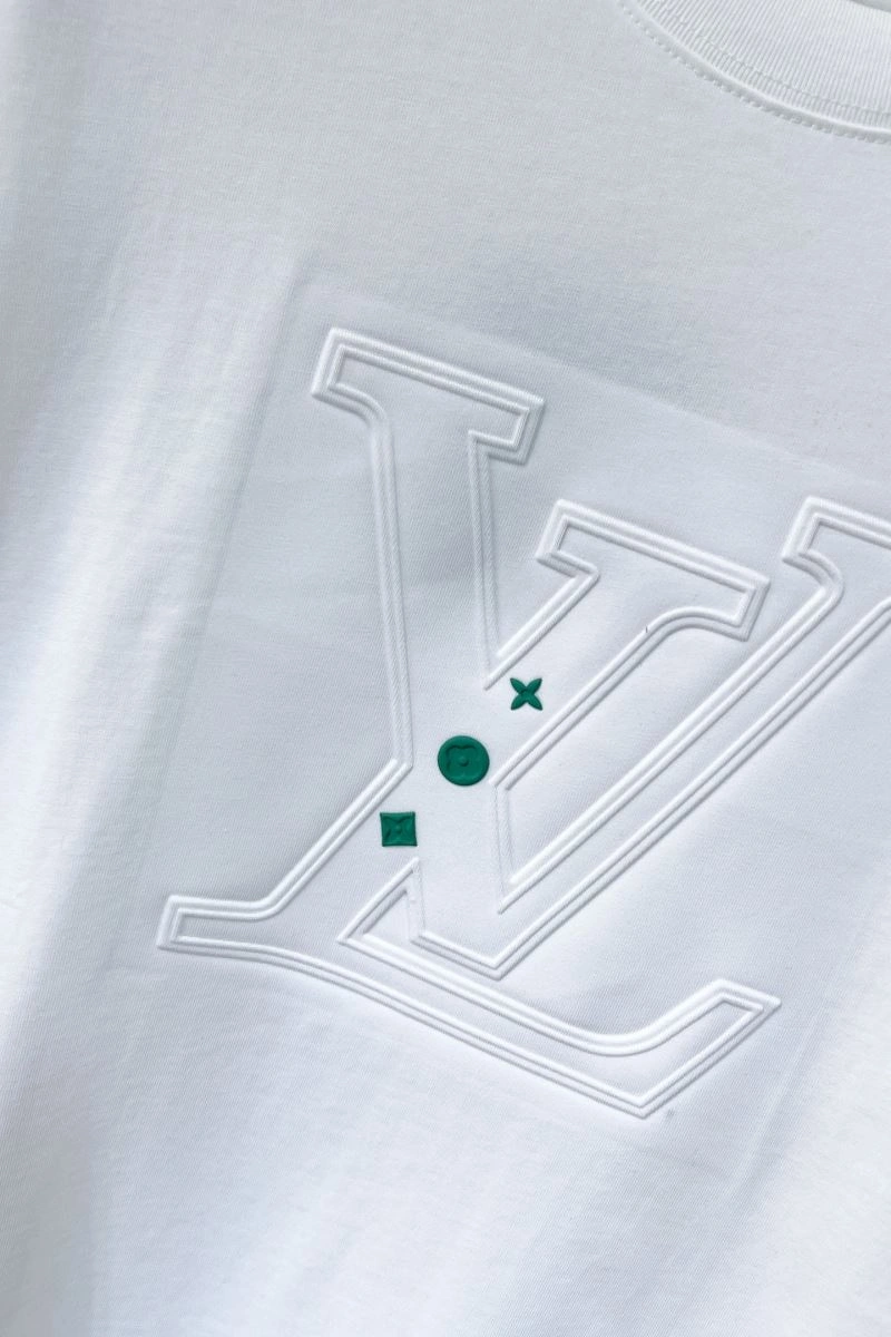 SmartChoice Louis Vuitton T-Shirts 136224