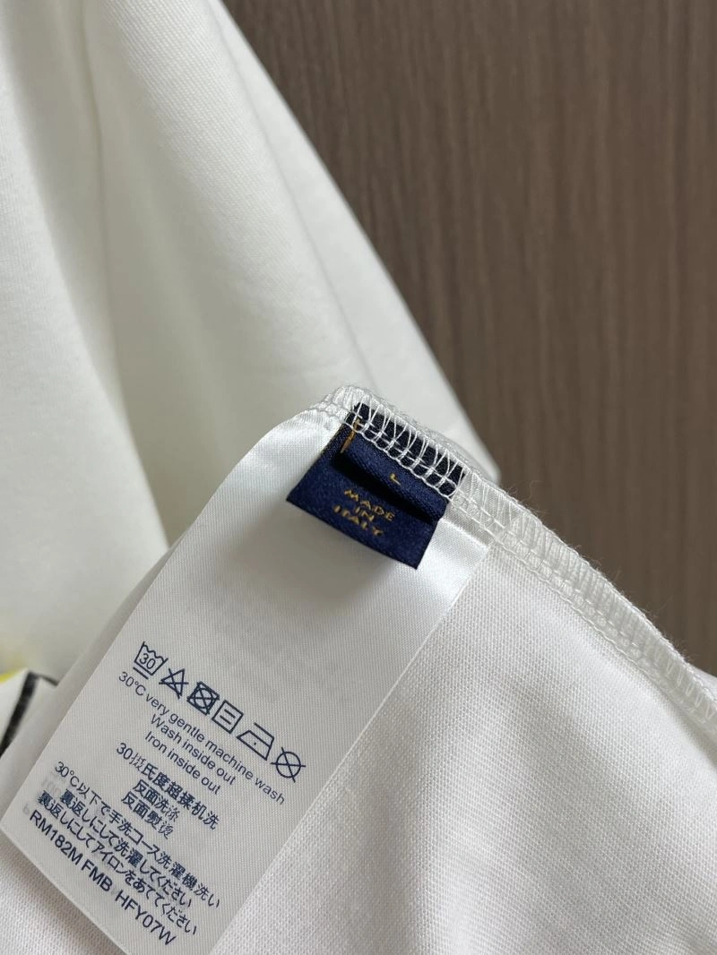 Louis Vuitton T-Shirts Comfortable 136223