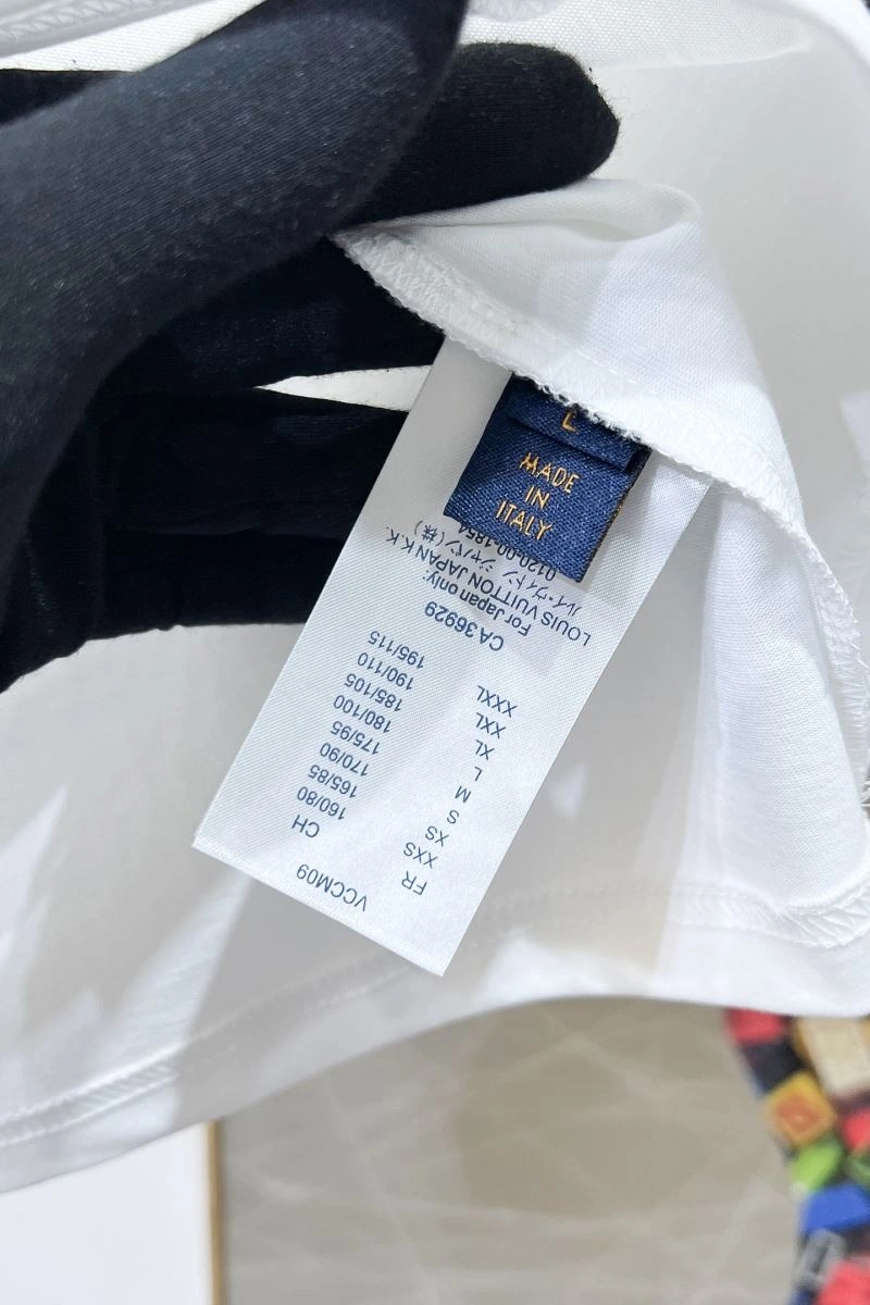 Effortless Louis Vuitton T-Shirts 136227
