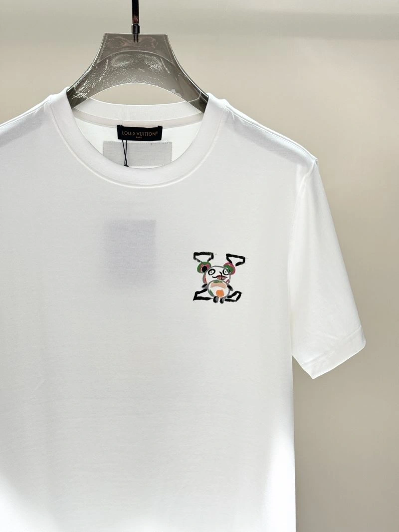 Upgraded Louis Vuitton T-Shirts 136212