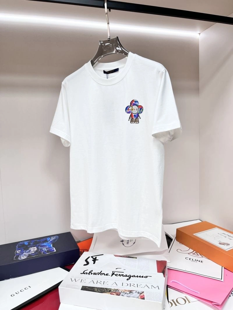 StreetReady Louis Vuitton T-Shirts 136236