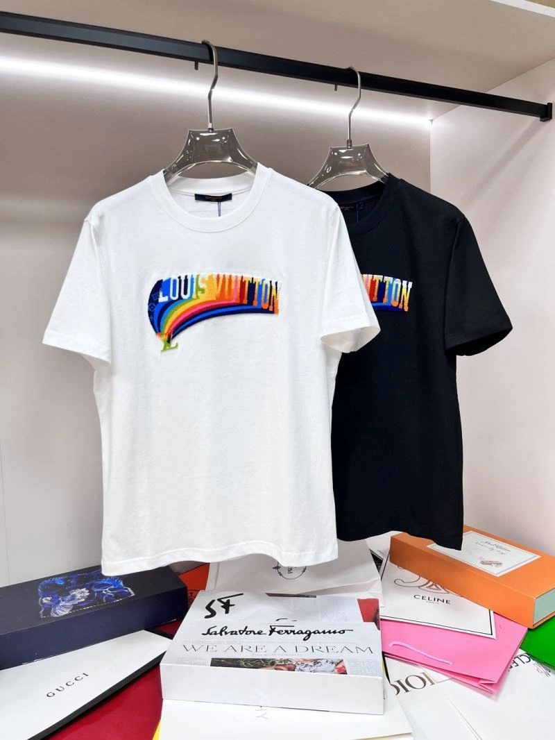Comfortable Louis Vuitton T-Shirts 136218