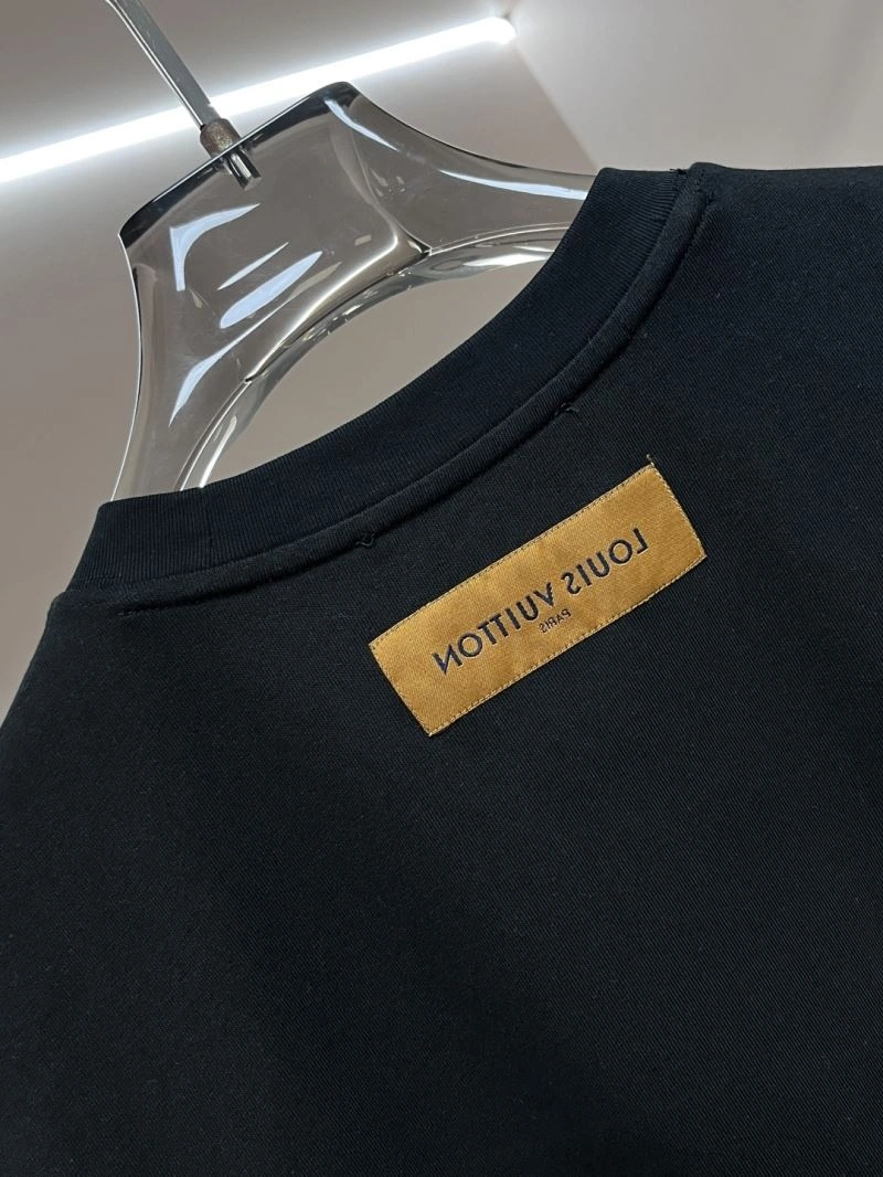 Comfortable Louis Vuitton T-Shirts 136218